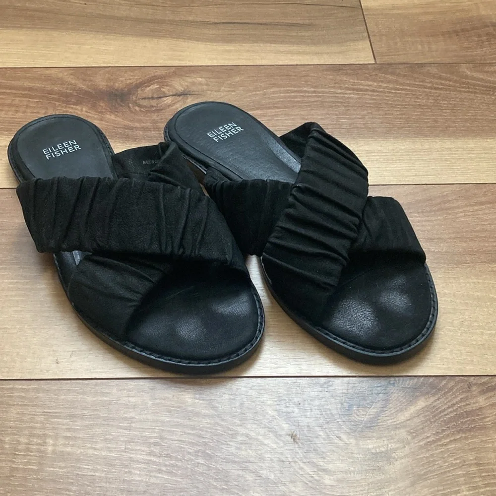 Eileen Fisher Nubuck Wide Ruched Criss Cross Sandals